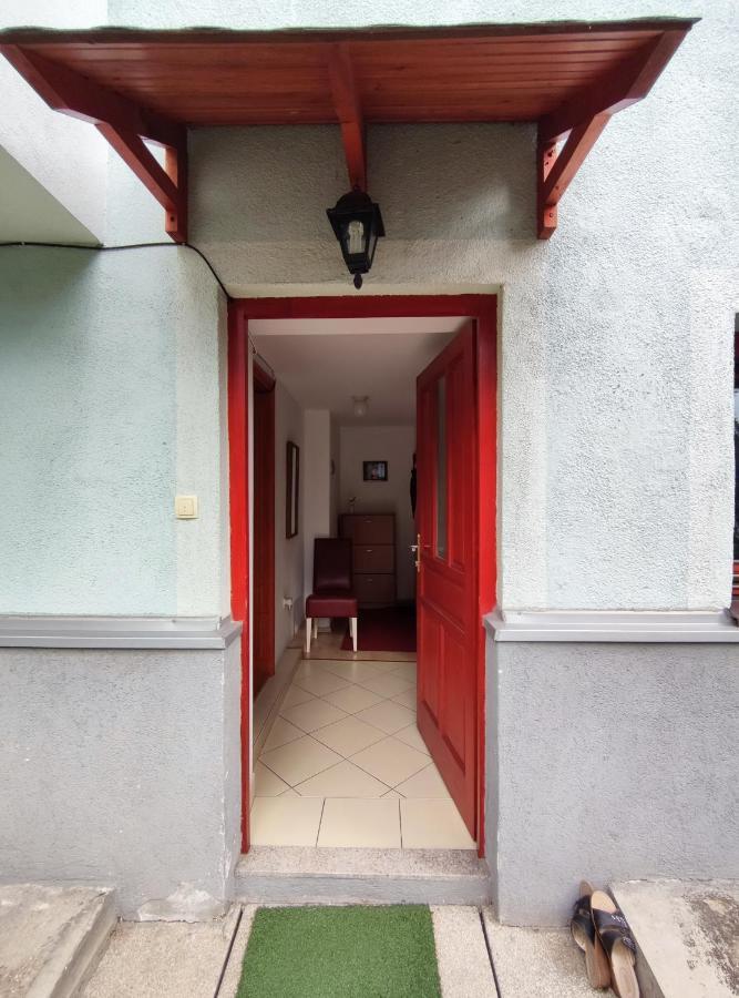 Apartment Near Center سراييفو المظهر الخارجي الصورة
