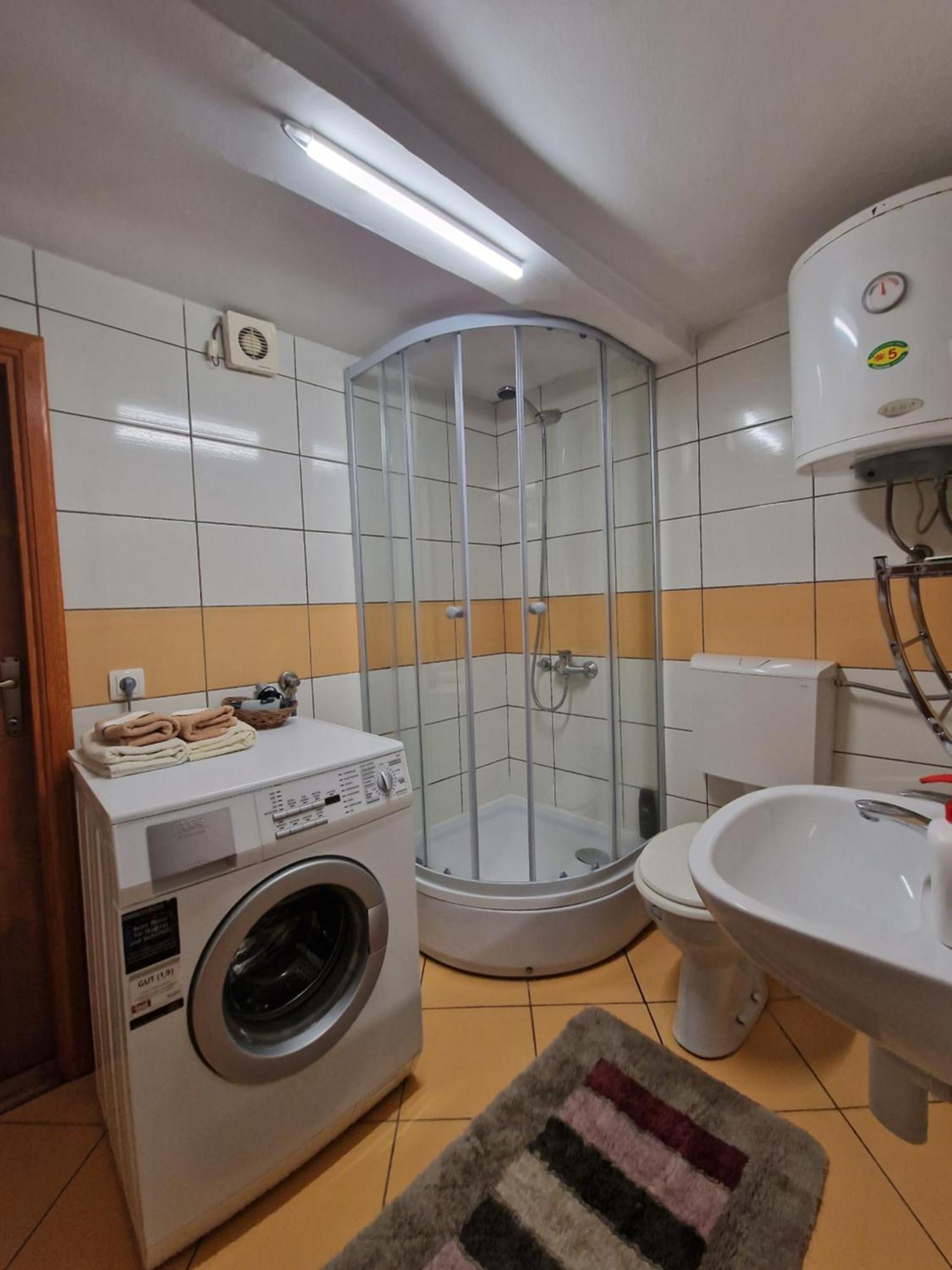 Apartment Near Center سراييفو المظهر الخارجي الصورة