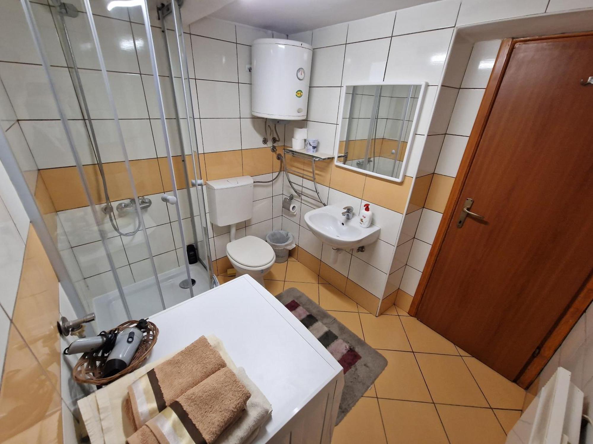 Apartment Near Center سراييفو المظهر الخارجي الصورة